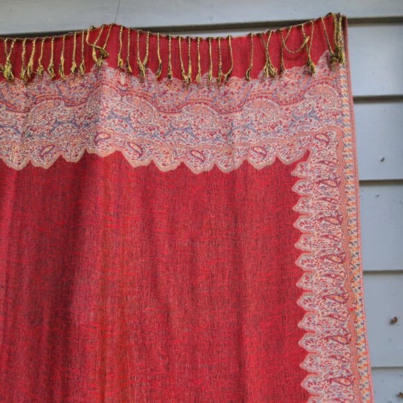 Red Gold Reversible Pashmina in Red and Gold - Picture 9 of 15